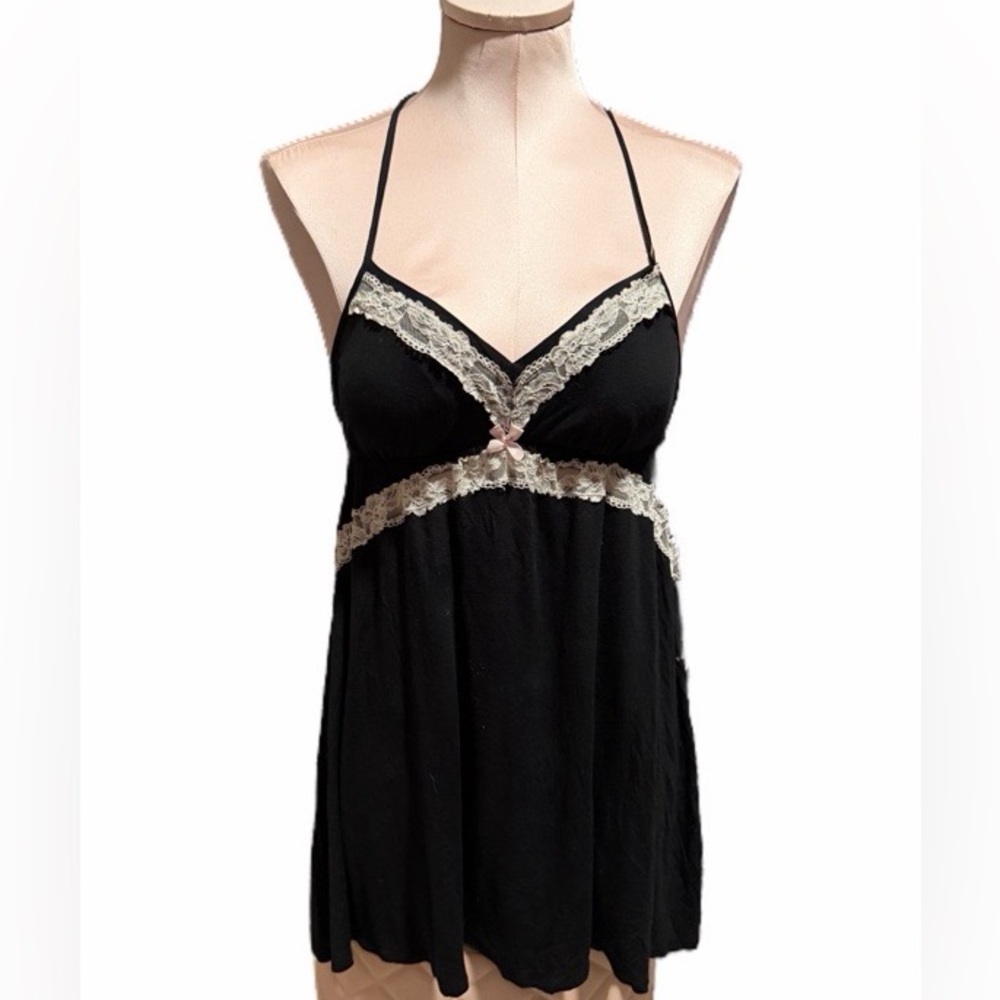 ⭐️ 10 / $10 ⭐️ READ PRELOVED & FLAWED Victoria's Secret Black Chemise white Lace